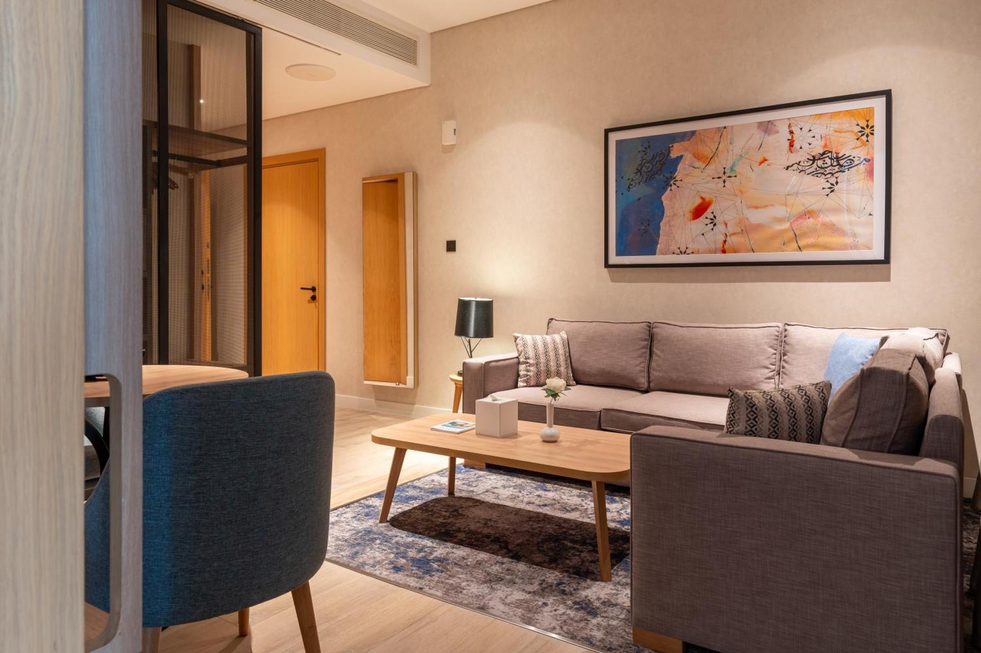 West Walk Retaj Hotel Al Rayyan Exterior foto